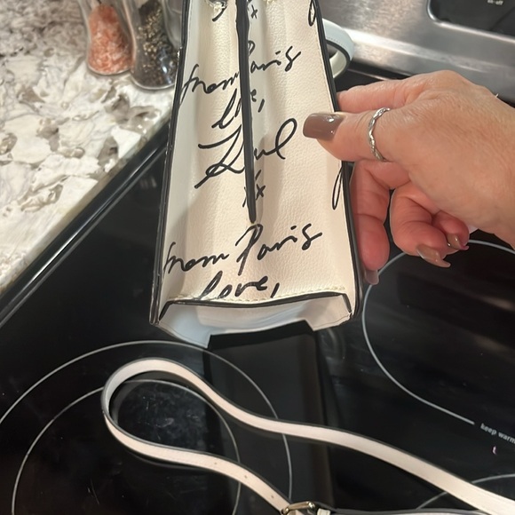 Brand new and she’s a beauty - Picture 9 of 13